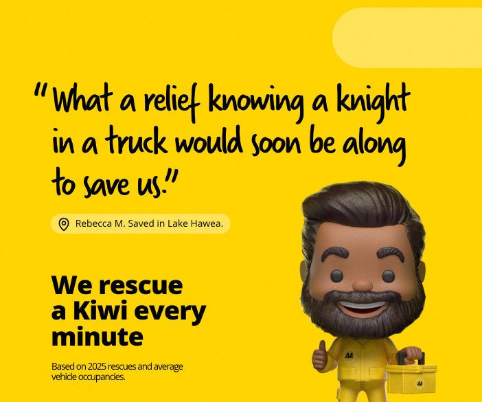 AA mascot Ray beside the Reader's Digest Quality Service Award winner emblem for Roadside Assistance.