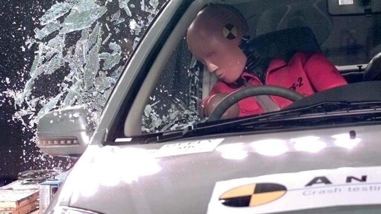 Test crash car