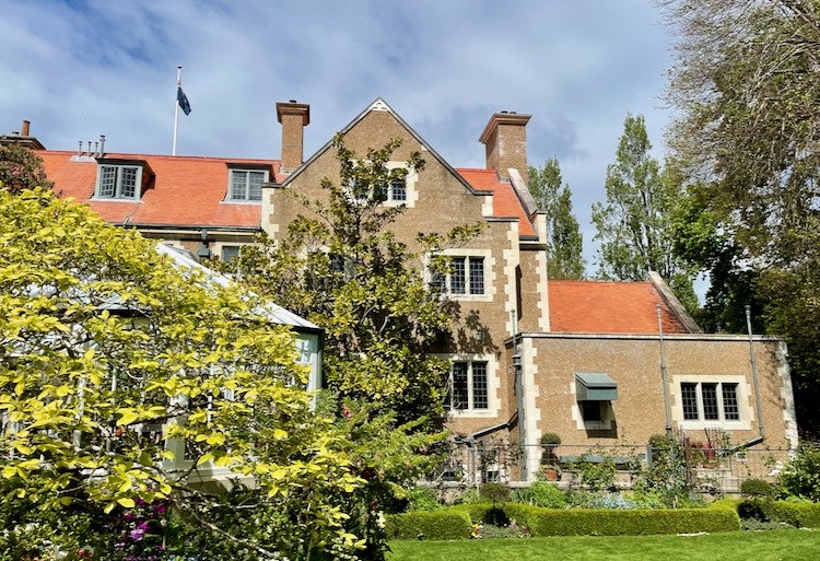 Olveston