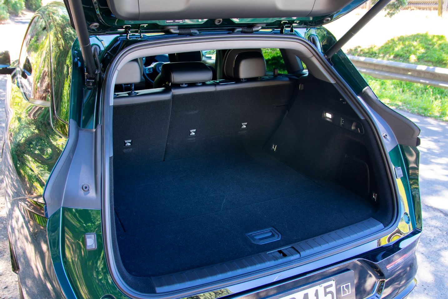 Zeekr 7X (12) boot spaces