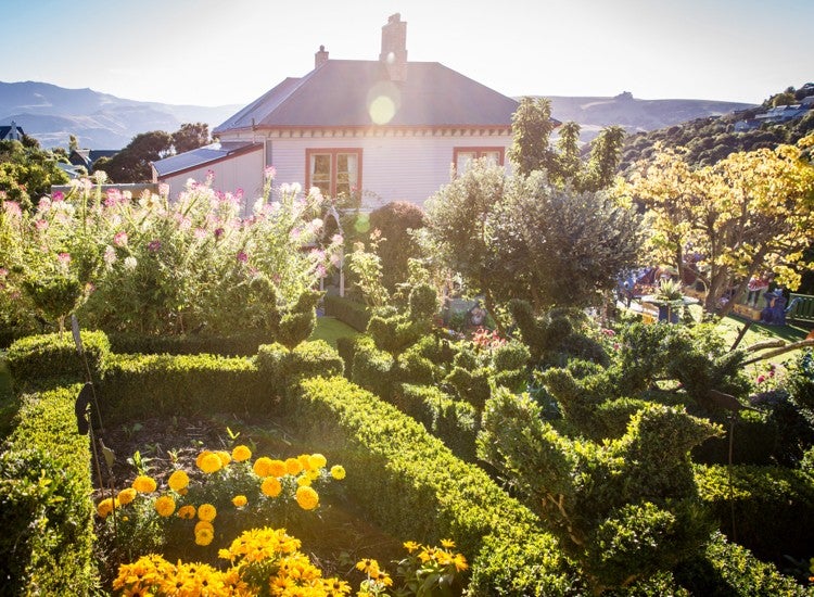 The Giants House, Akaroa