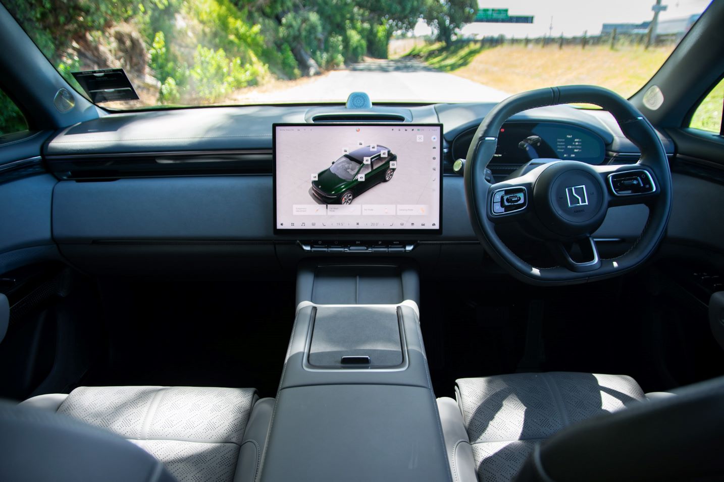 Zeekr 7X (6) centre console