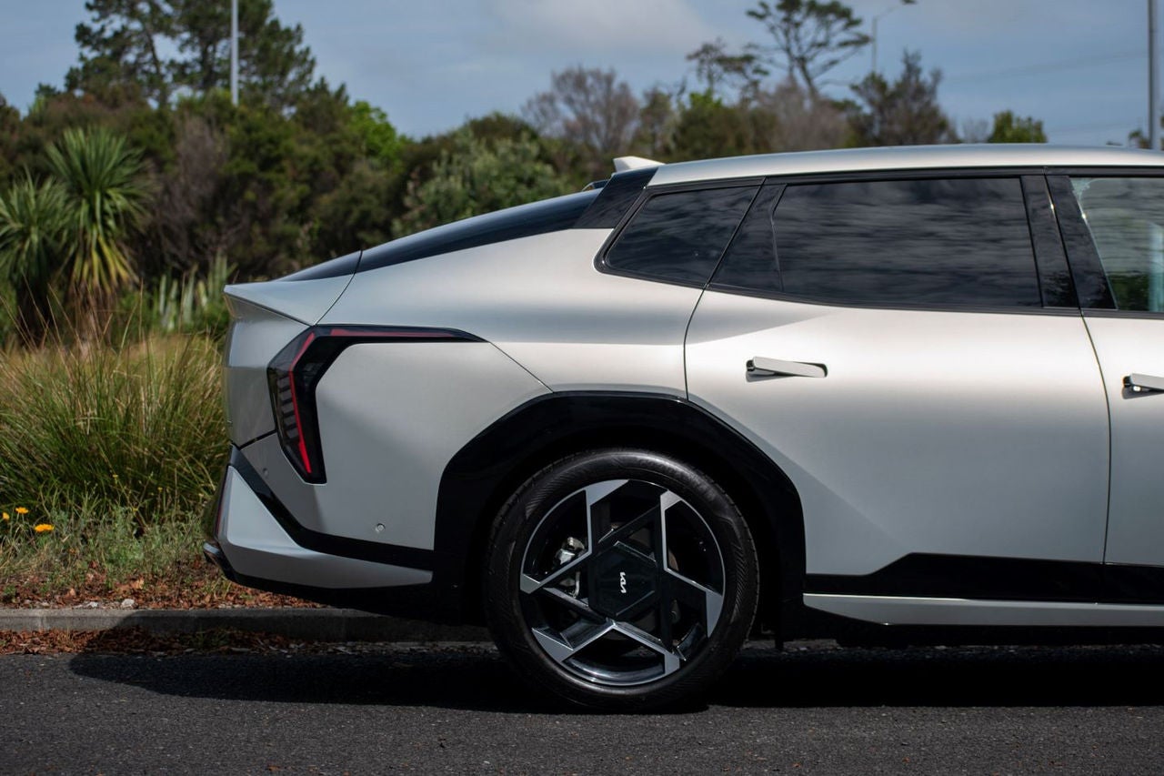 close up of fastback design