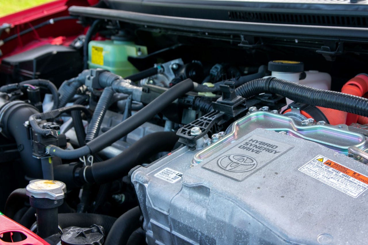 Hybrid motor