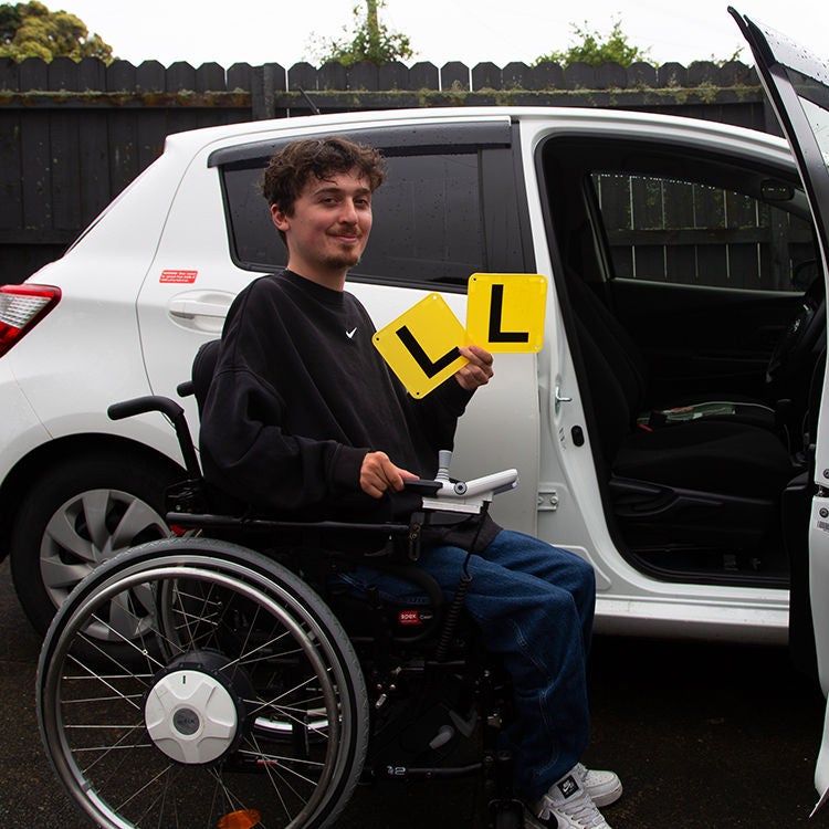 Ryan from Licence to Drive with his L plates. 