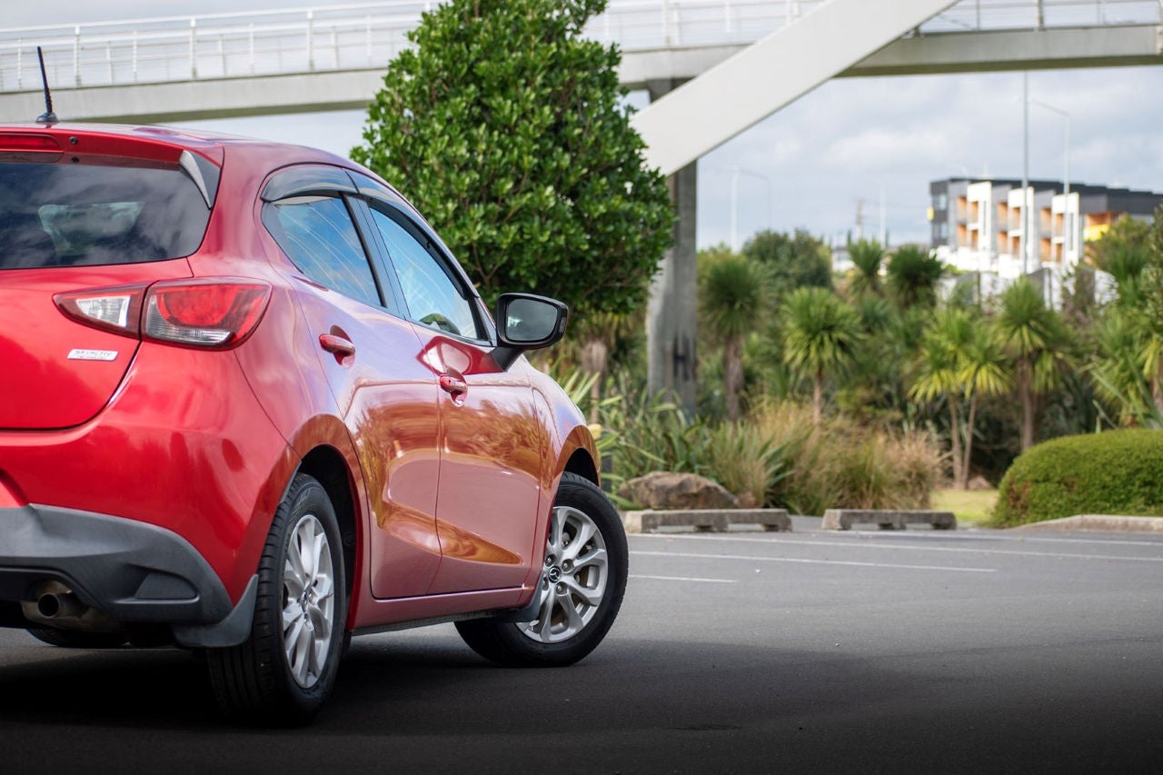 A four-star UCSR safety rating.