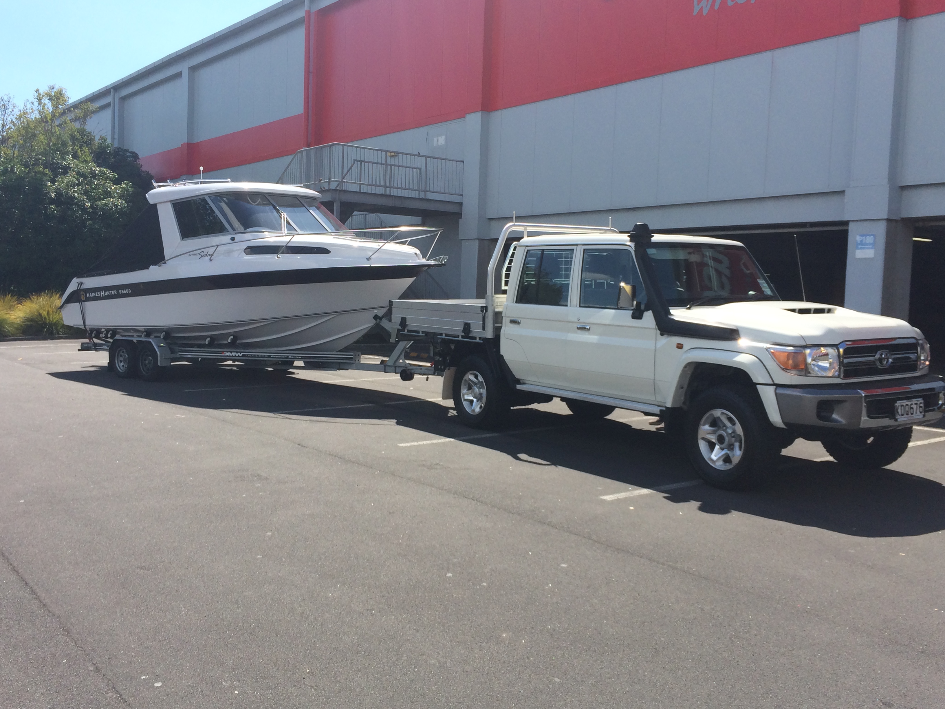 Toyota Land Cruiser 2017 Towing Review AA New Zealand