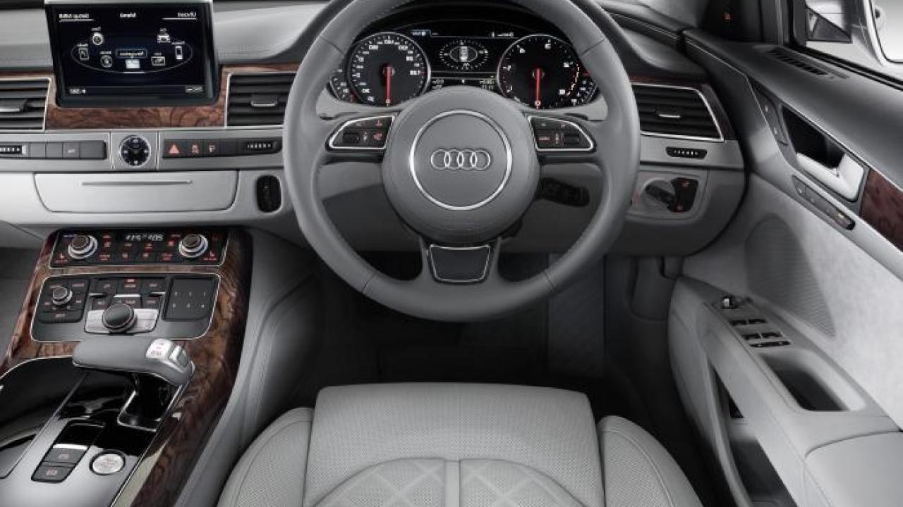 Audi A8 2010 04
