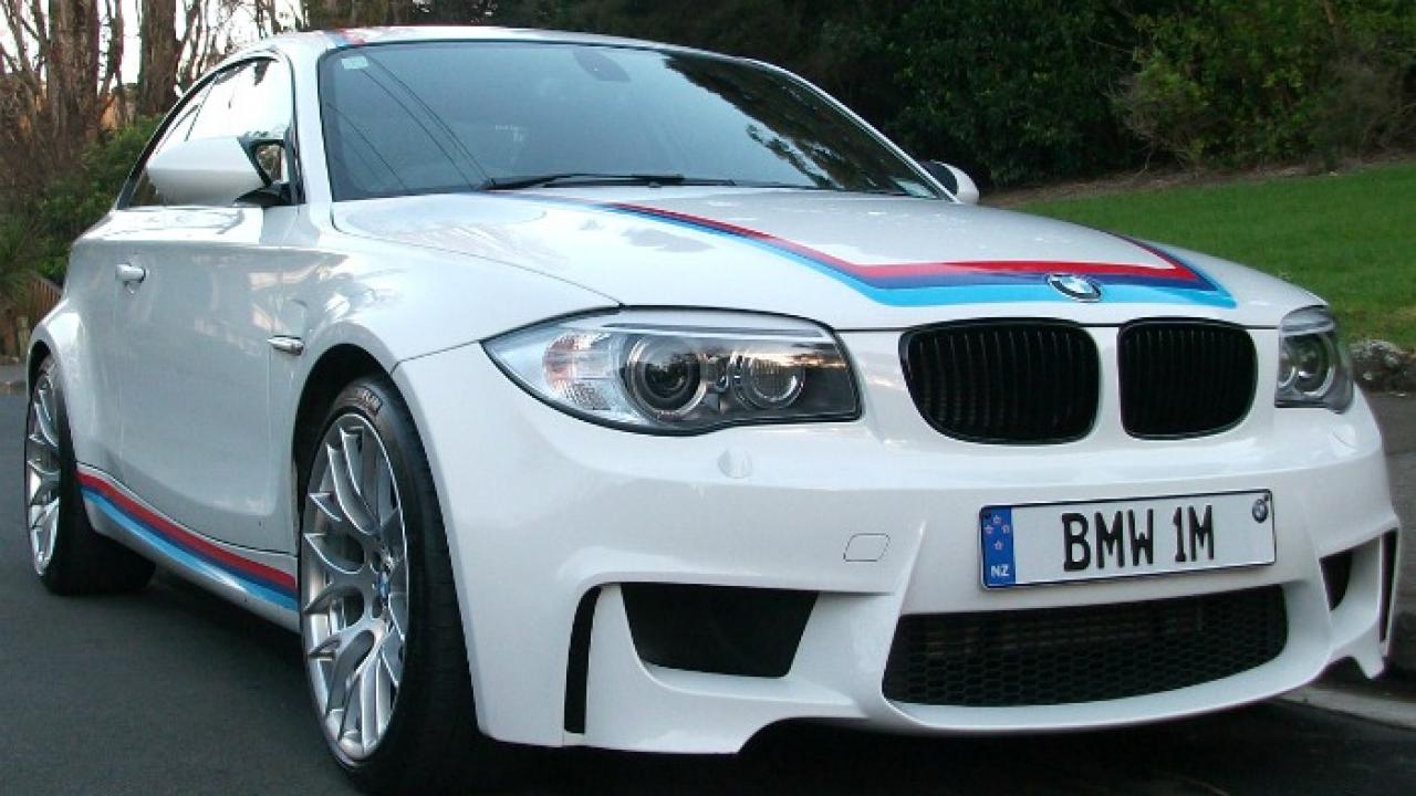 BMW 1m 2011 Front Right
