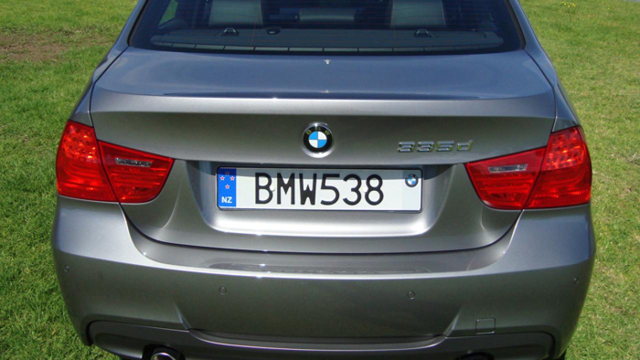 BMW 3 series 2009 05