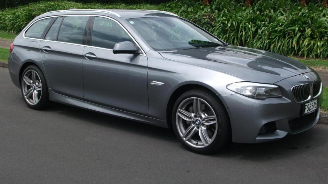BMW 535i and 535d 2011 01