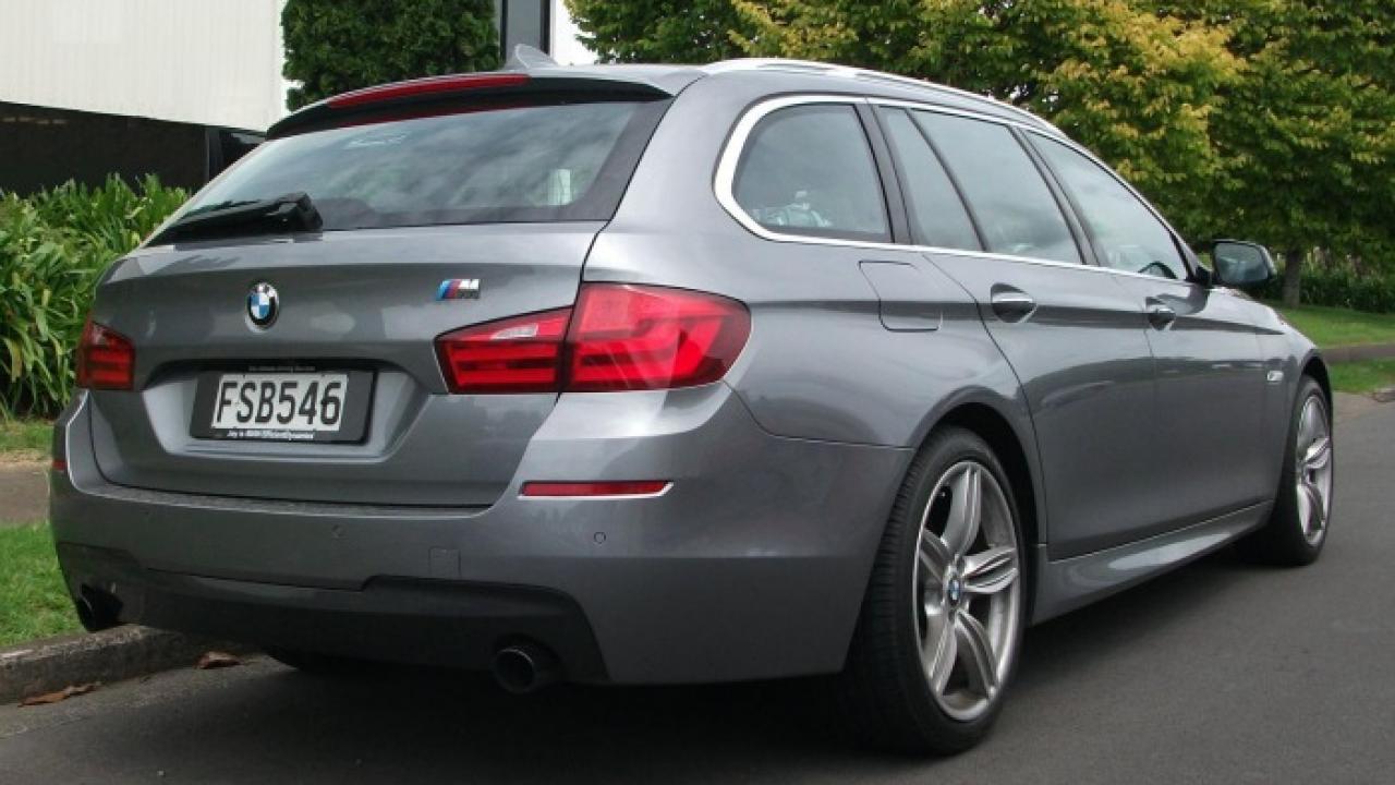 BMW 535i and 535d 2011 02