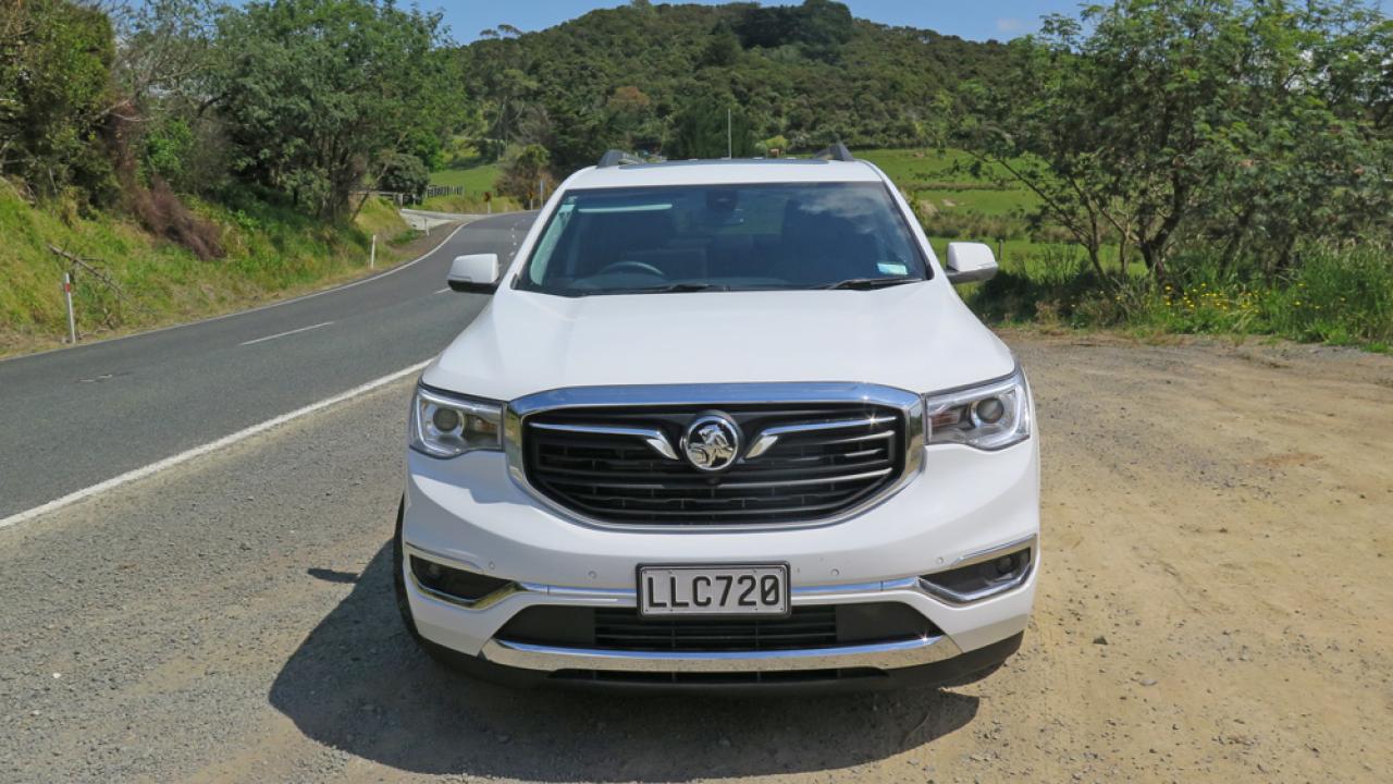 Holden Acadia 2018 Car Review