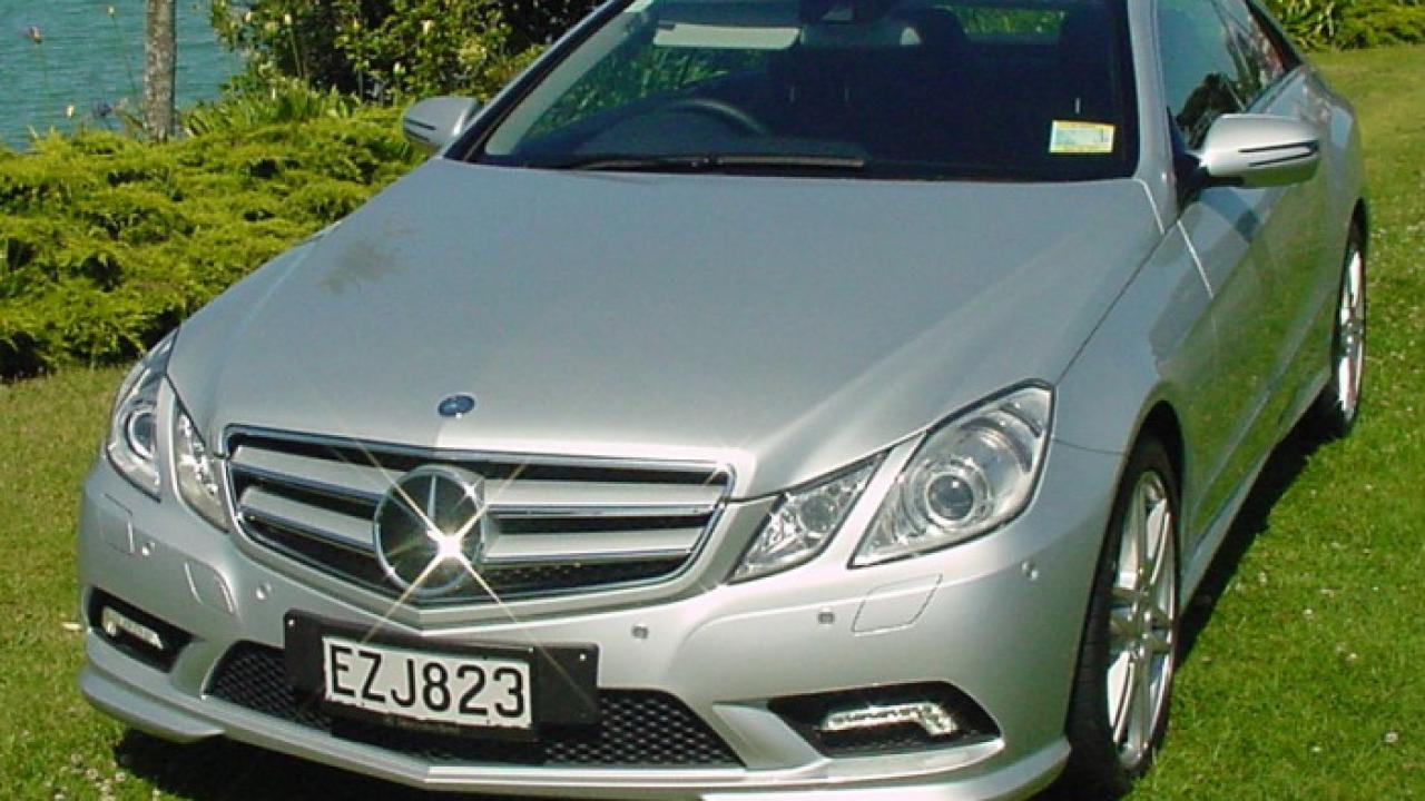 Mercedes Benz e500 Coupe 2009 01