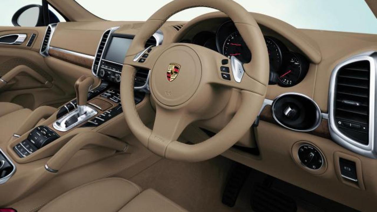 Porsche Cayenne 2010 04