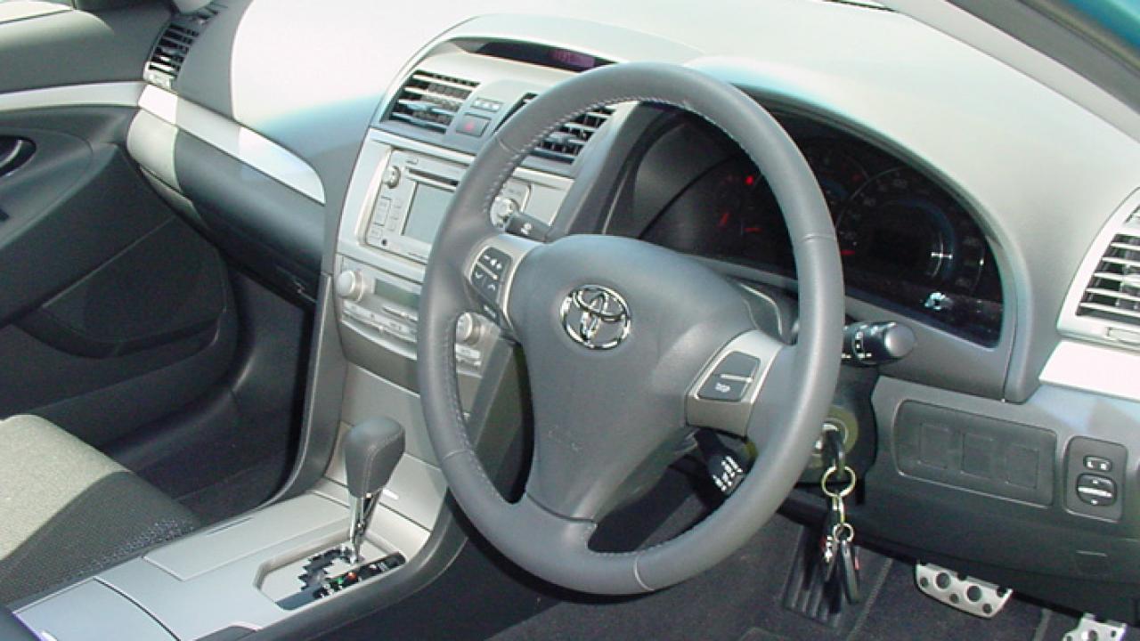 Toyota Aurio Sportivo sx6 2006 04