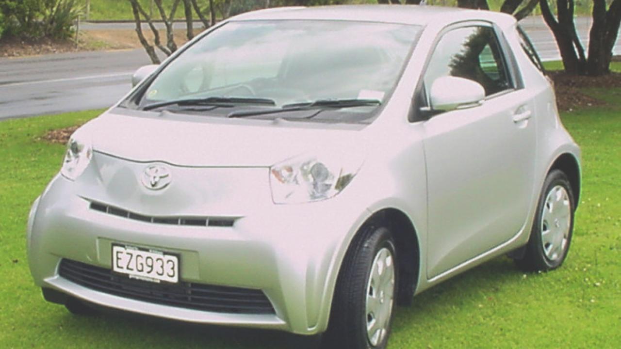 Toyota IQ 2009 01