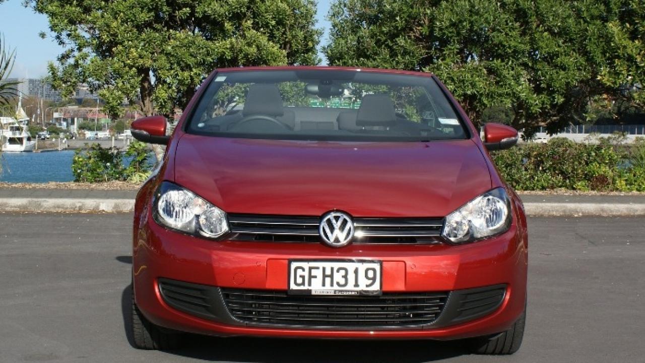 VW-Golf-Cabriolet-2012-02.JPG