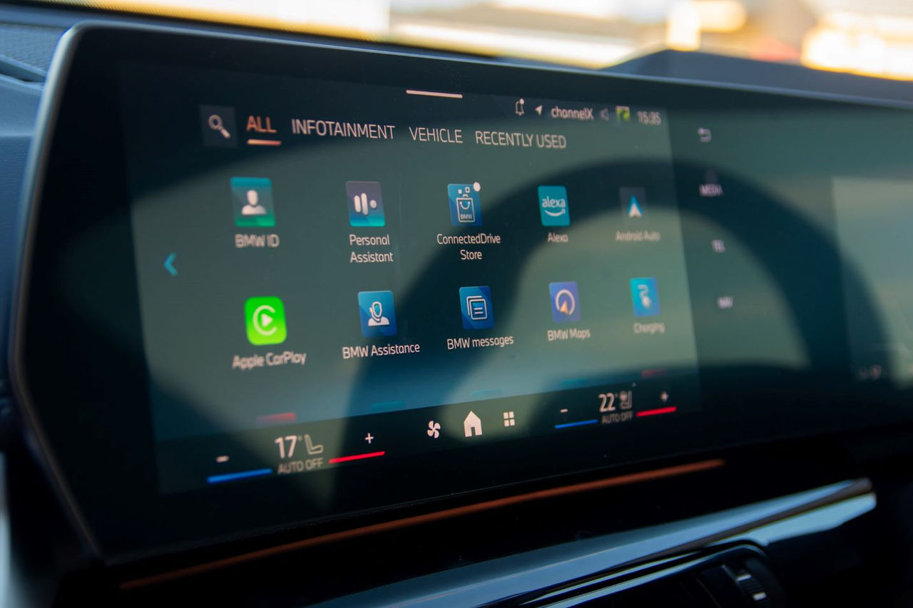 Infotainment screen