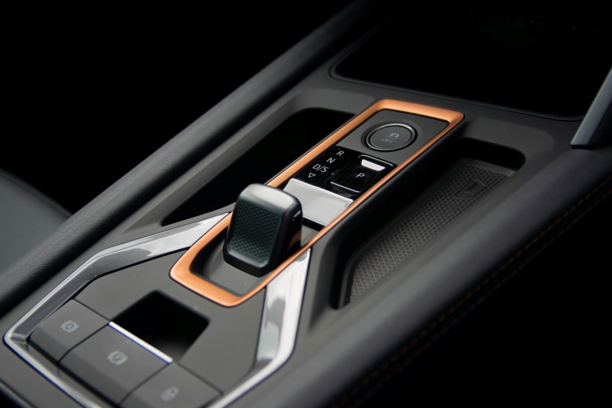 Cupra (10) gear lever