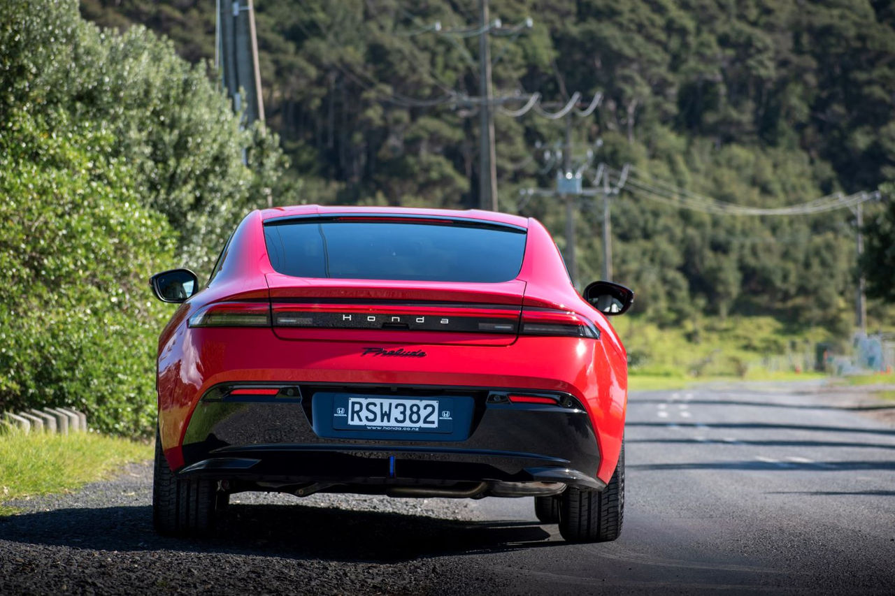 Prelude (4) - rear view