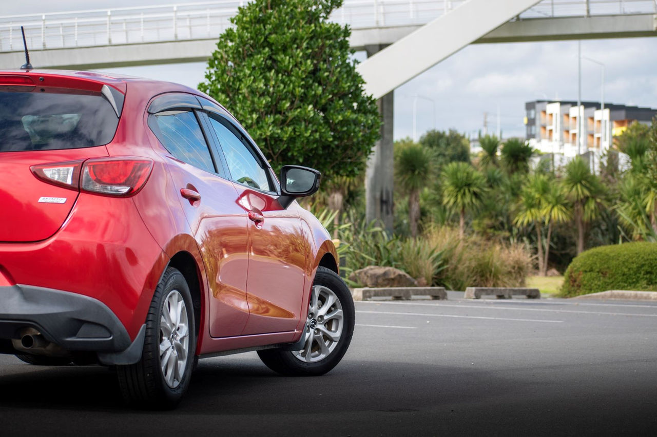 A four-star UCSR safety rating.