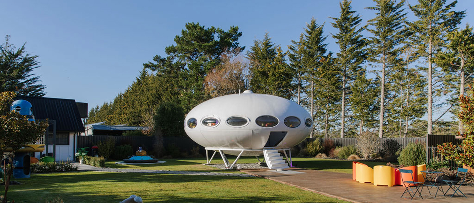 Home profile: a quirky UFO house