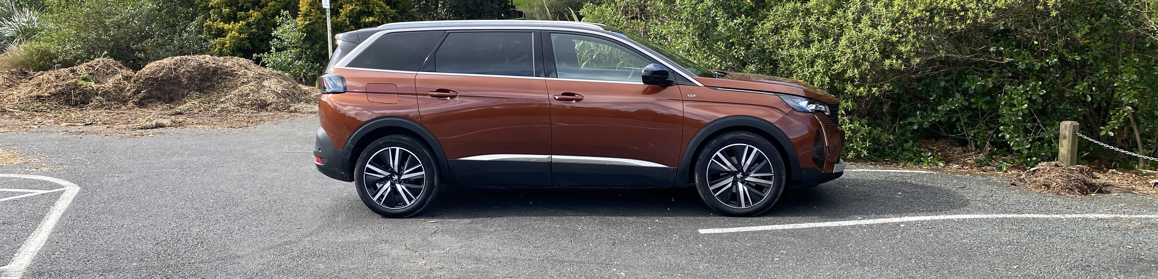 Peugeot 5008 GT 2021 Car Review