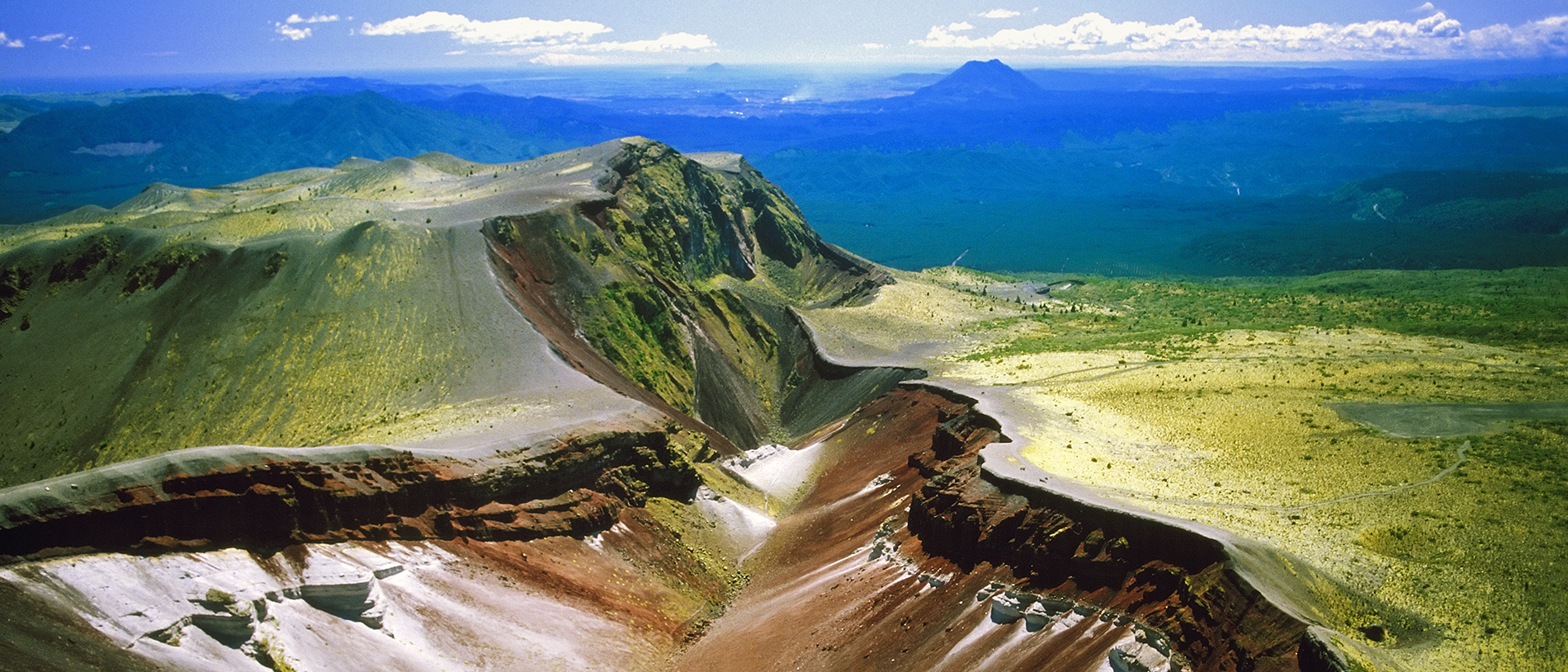 Mount Tarawera: sleeping giant