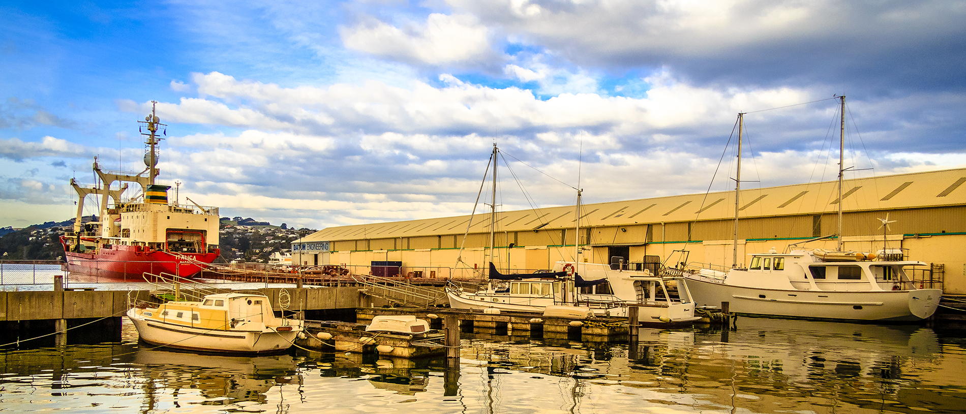 Port Chalmers: a cradle made of sea