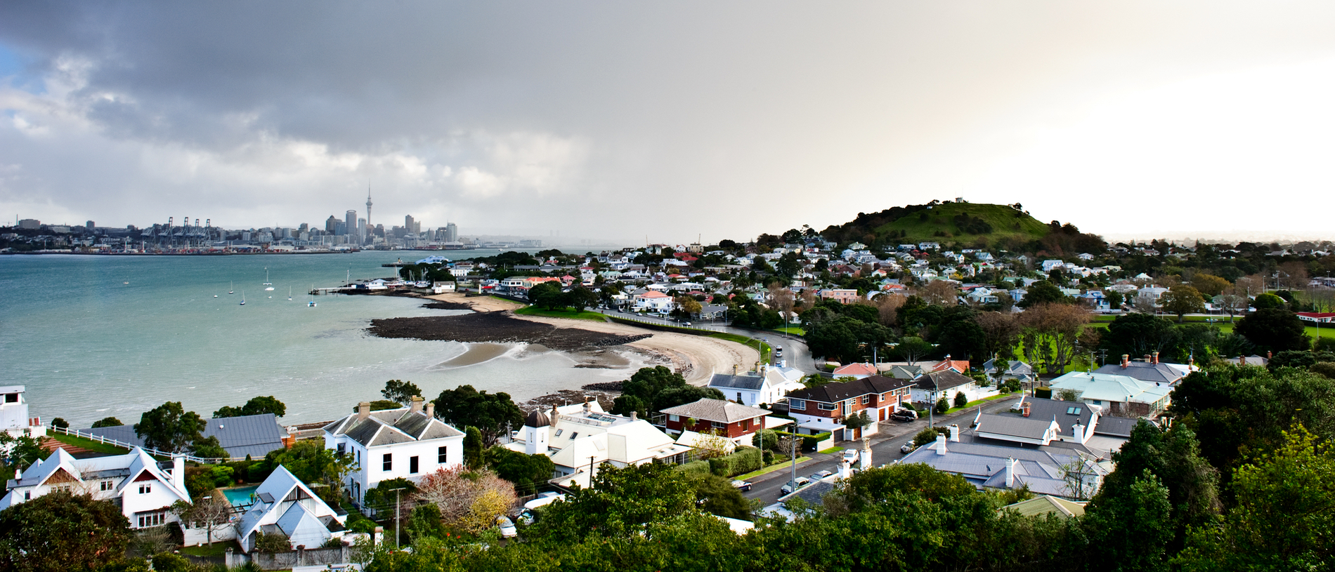 Devonport and North Head: Victorian village meets mysterious fort