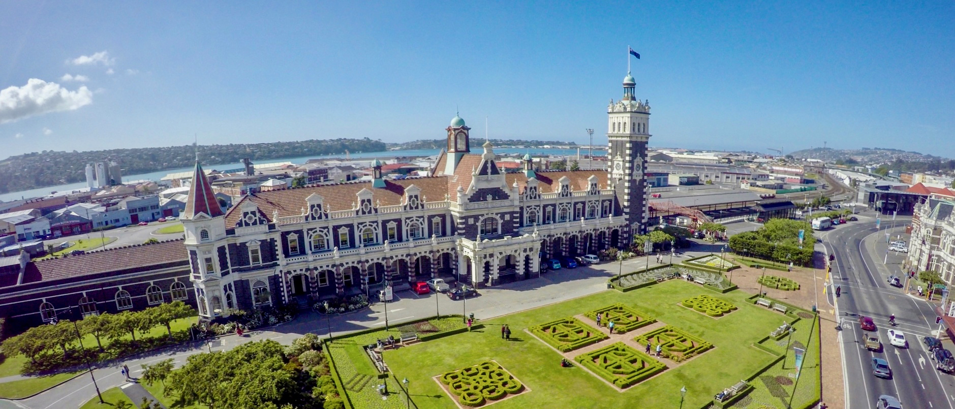 Dunedin city: islands in the flow