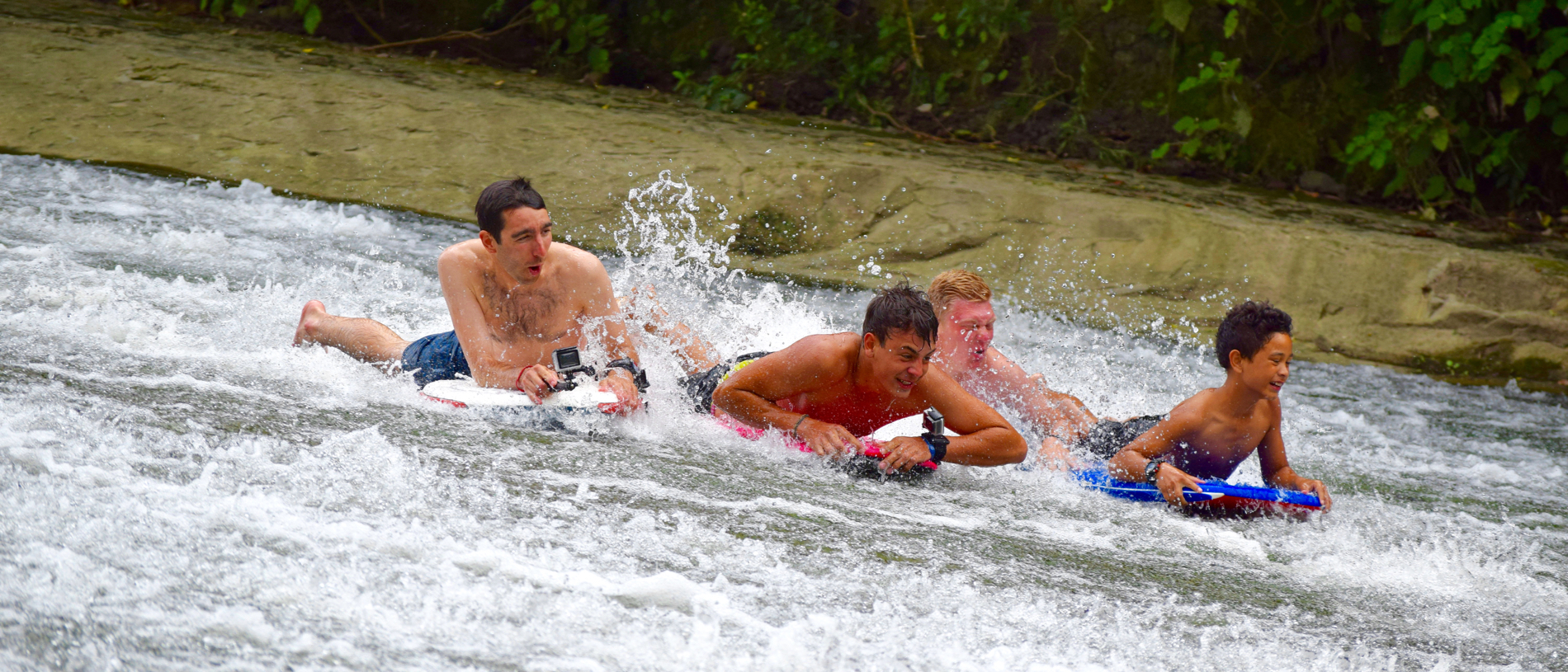 Adventure time: Rere rock slide