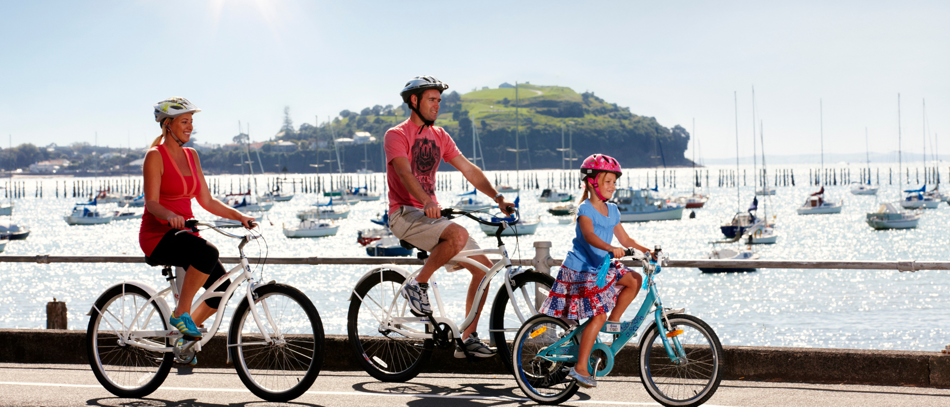 Bike around Auckland City’s curvaceous coastline