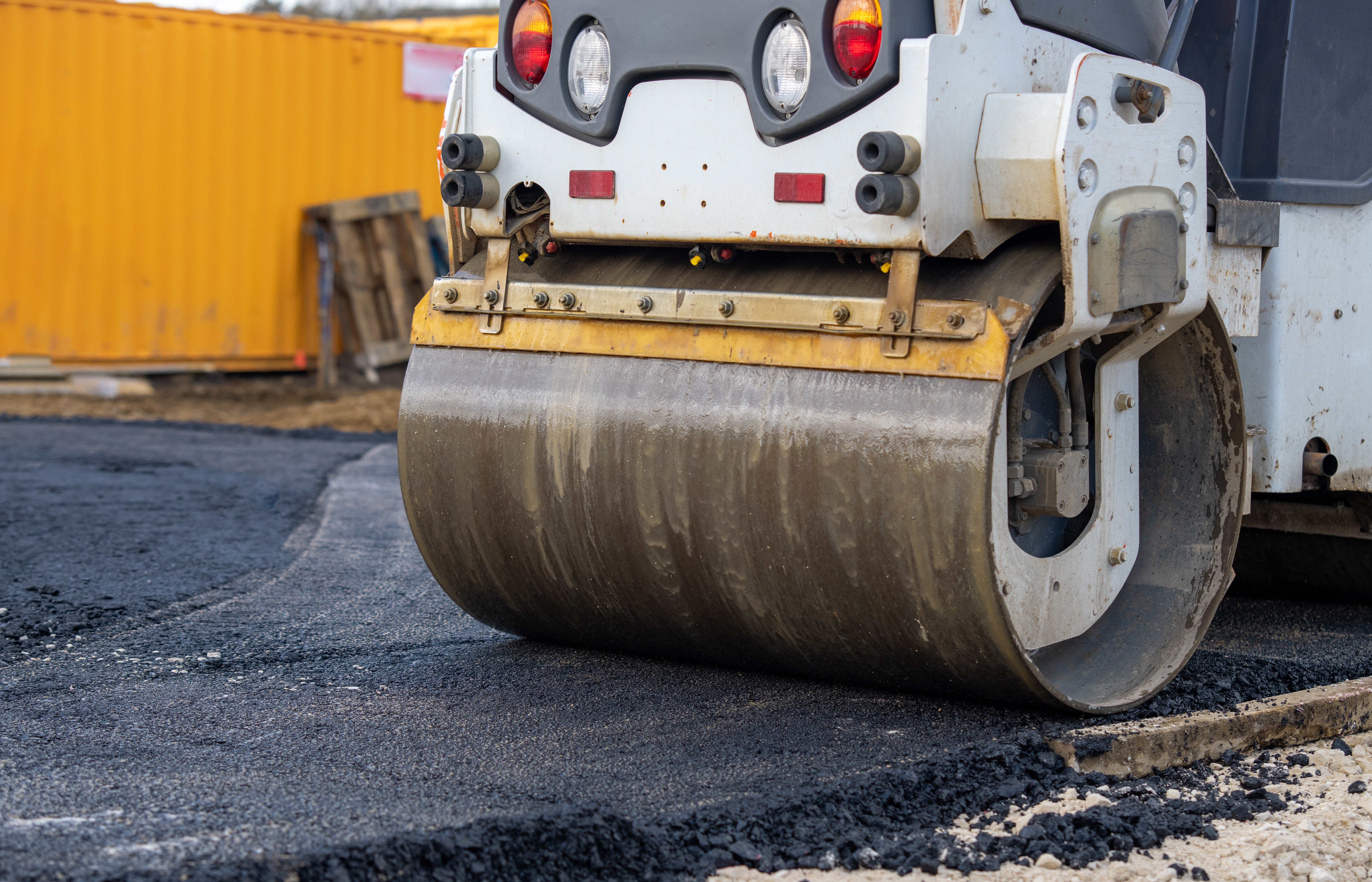 Safety benefits of new roads (2023)