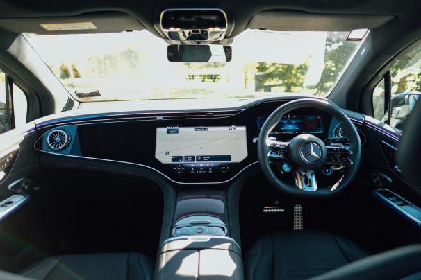 56-inch dashboard Hyperscreen