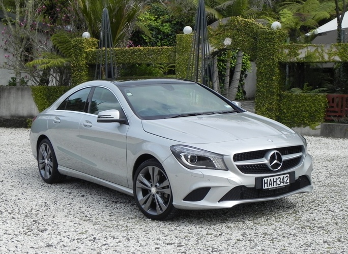 Mercedes-Benz CLA200