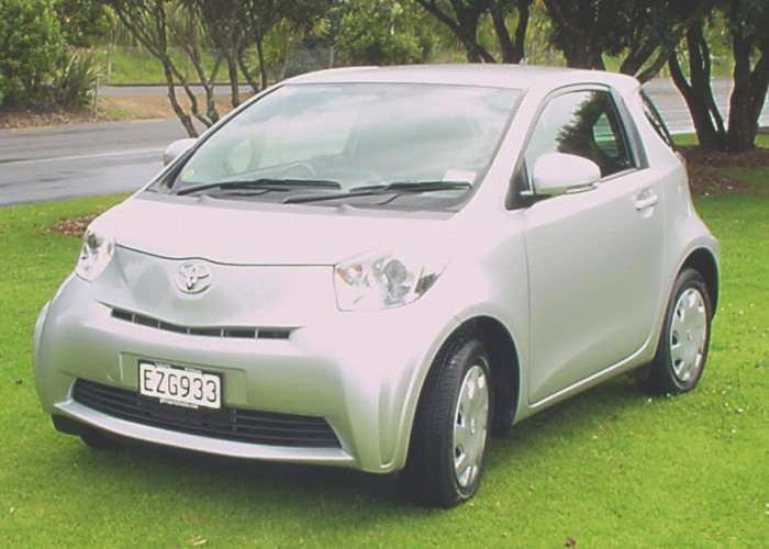 Toyota iQ 2009