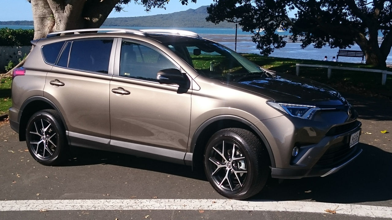 Toyota RAV4 2016