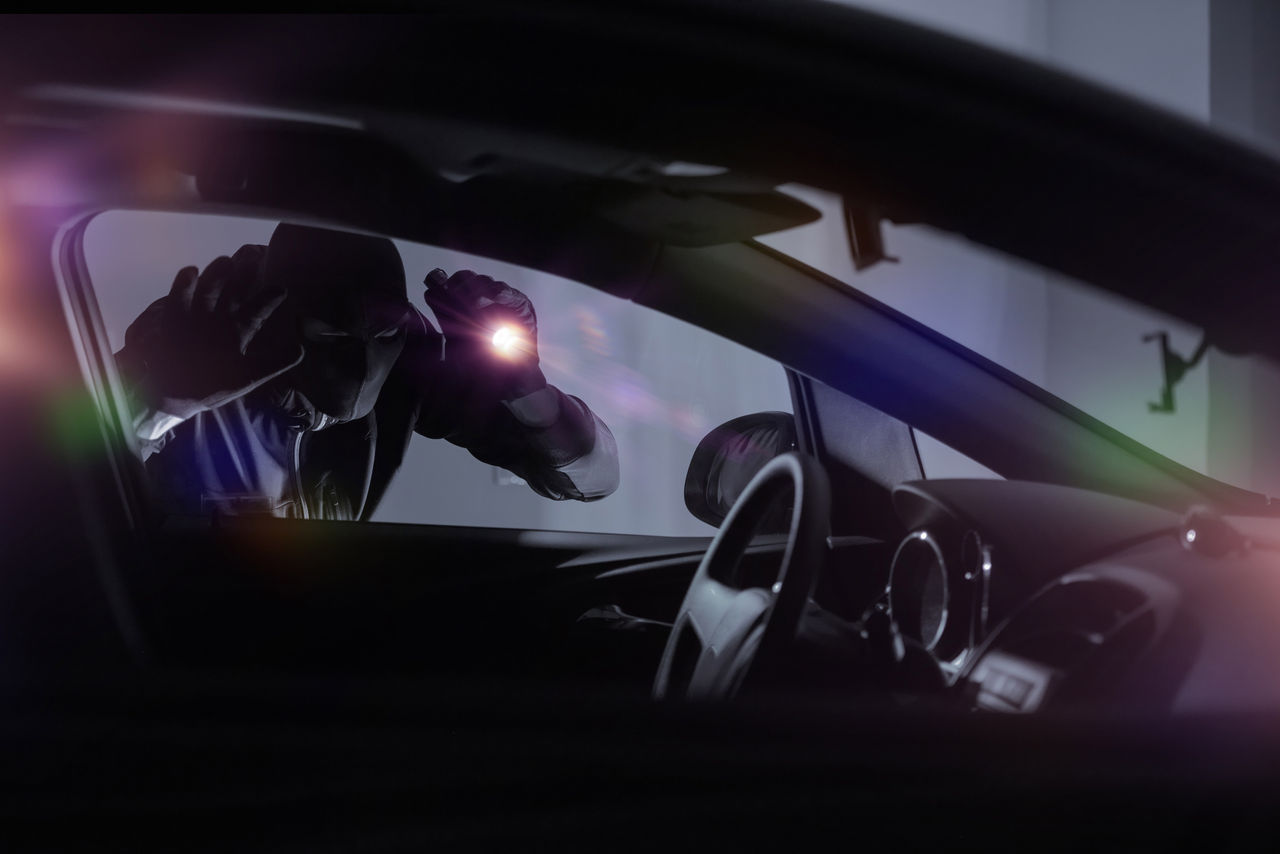 stealing car 1