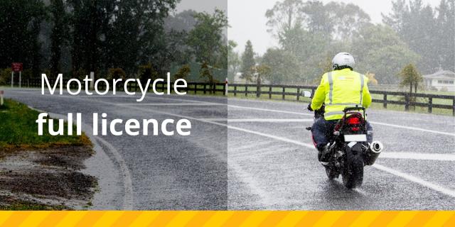 A man riding a motorcycle in a rainy day with motorcycle full license caption text