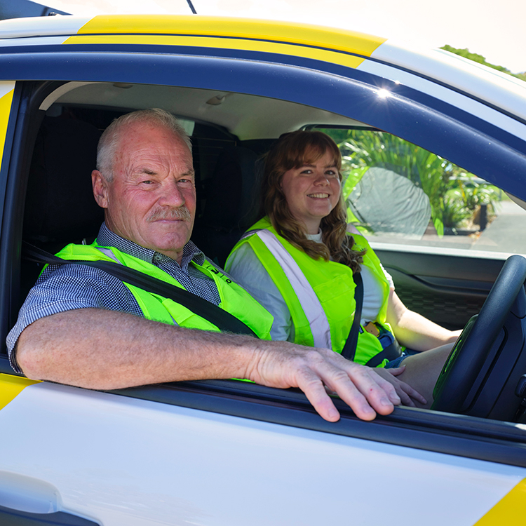 Hayley Twort joins Rob McNeal for a Roadservice ridealong.