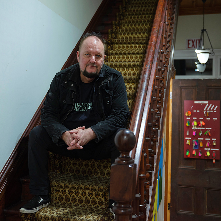  Mark Wallbank from Paranormal New Zealand at Lake House in Takapuna. Photo by Mark Smith.