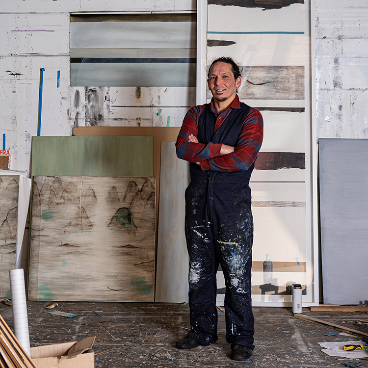  Surfer and artist, Simon Kaan's work is influenced by the ocean. Photo by Nick Beadle.