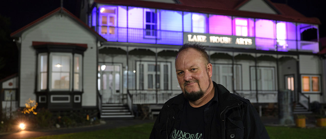 Auckland paranormal expert, Mark Wallbank