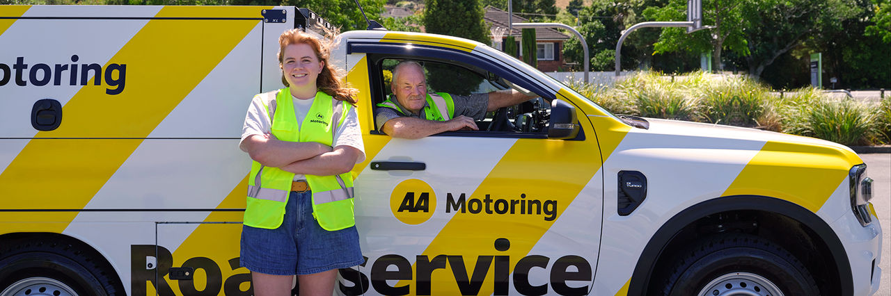 Hayley Twort and AA Roadservice Officer, Rob McNeal.