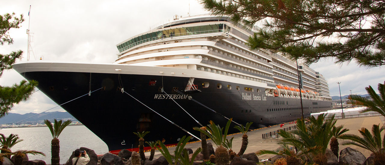 Hong Kong cruise