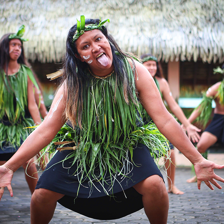  Teenagers, back for school holidays, perform on Rapa. Photo by Melanie Maganias.