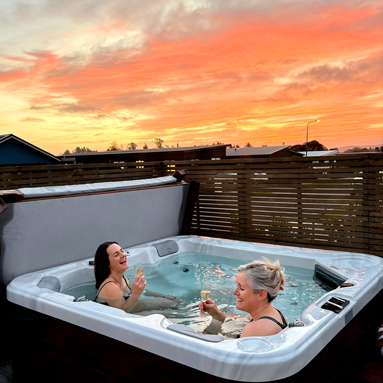 A sunset spa in Martinborough. Photo by Jo Percival.