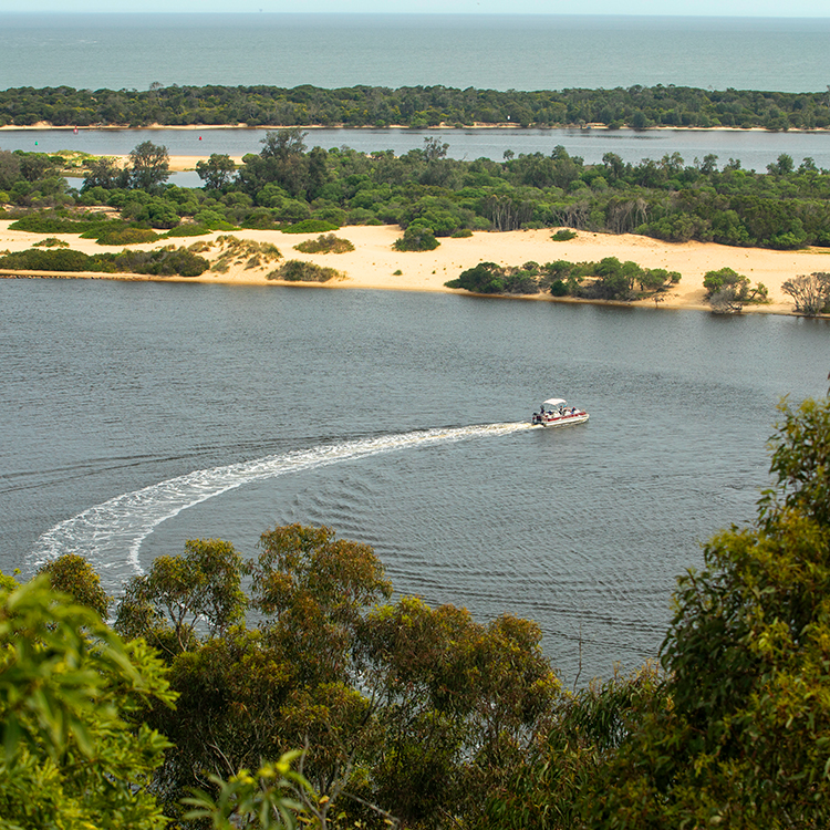 The route between Melbourne and Sydney is lined with quaint coastal towns and sheltered bays. Photo by Tim Cuff.